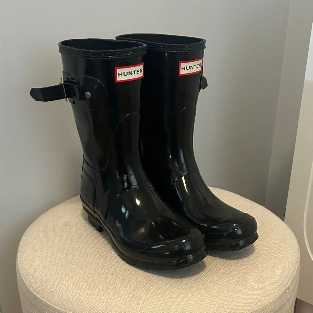 Hunter Glossy Black Waterproof Boots - Picture 1 of 2